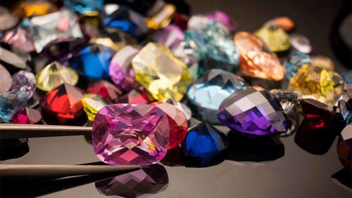Топ драгоценных камней для инвестиции в 2024 году