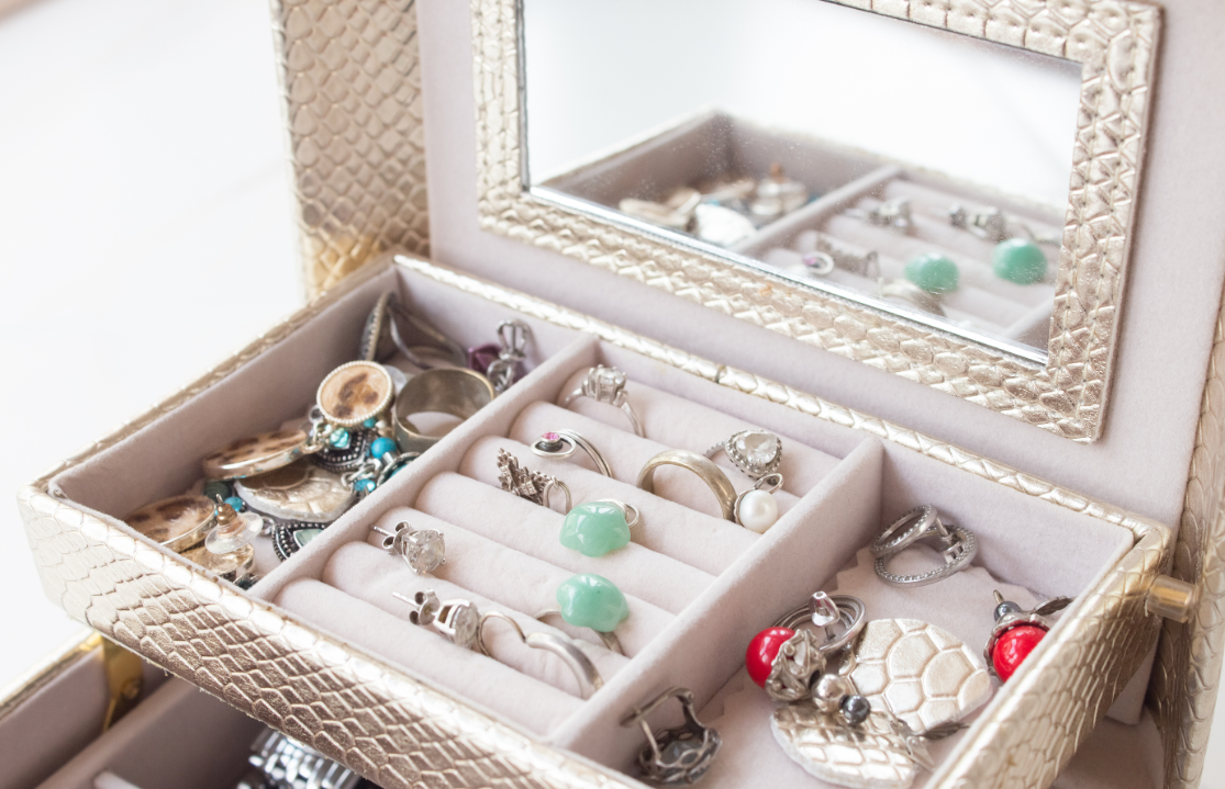 Как выбрать украшения, которые сохранят свою ценность