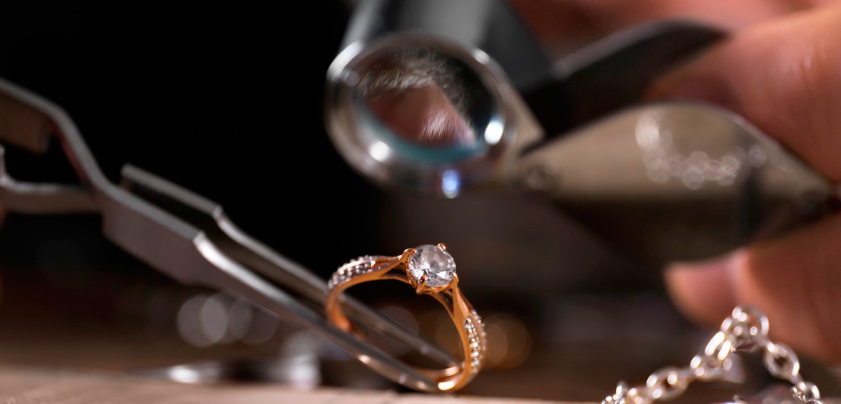 Как часто следует обслуживать ювелирные изделия